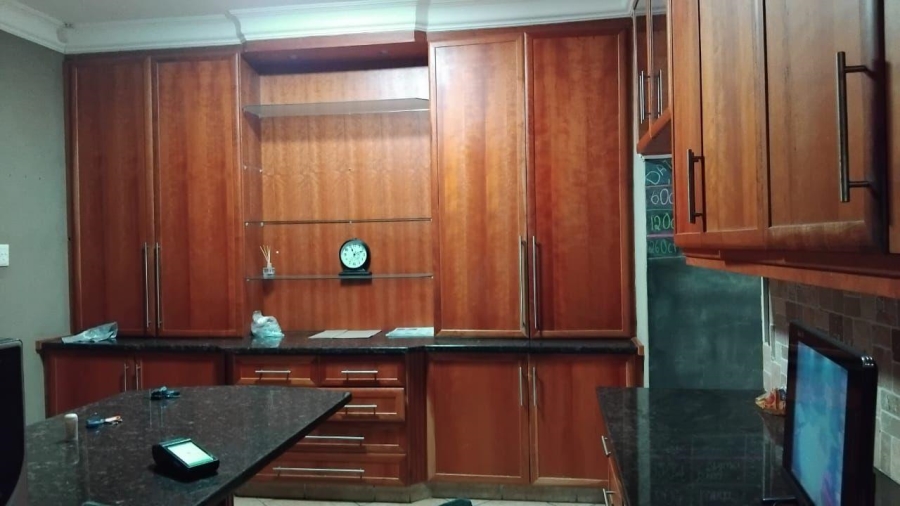 4 Bedroom Property for Sale in Irene Park North West